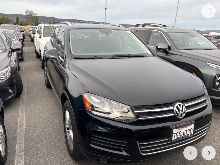 Used 2014 Volkswagen Touareg TDI AWD/4WD image 3