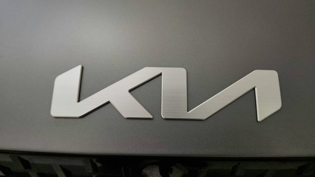 Used 2024 Kia EV6 GT AWD/4WD image 31
