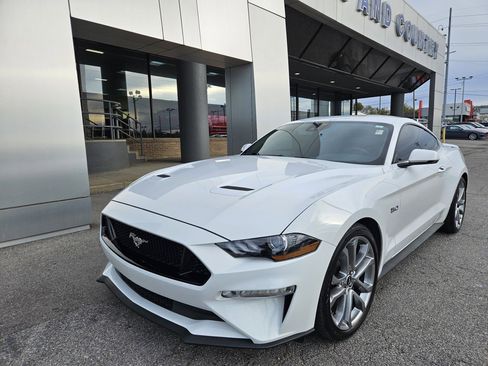 Used 2021 Ford Mustang GT Premium w/ Equipment Group 401A image 2