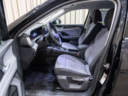 New 2026 Volkswagen Tiguan S AWD/4WD image 9