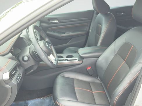 Used 2020 Nissan Altima 2.5 SR FWD image 41