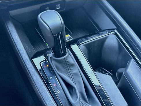 Used 2025 Honda Accord EX-L image 15