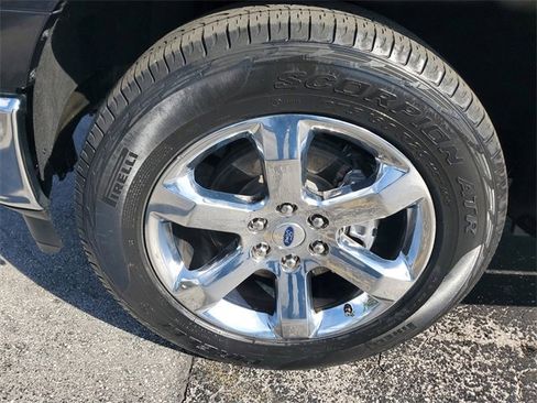 Used 2022 Ford F150 XLT w/ Equipment Group 302A High image 8