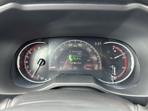 Certified 2025 Toyota RAV4 XLE AWD/4WD image 25