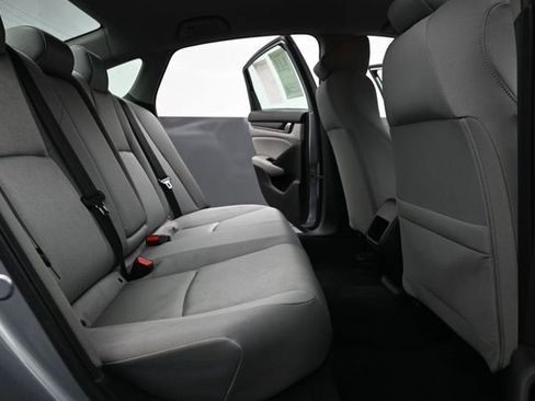 Used 2019 Honda Accord LX image 19