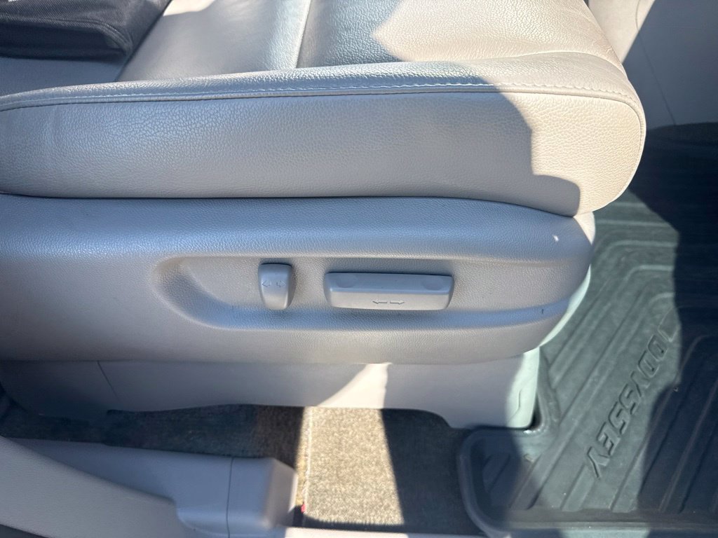 Used 2016 Honda Odyssey EX-L image 35