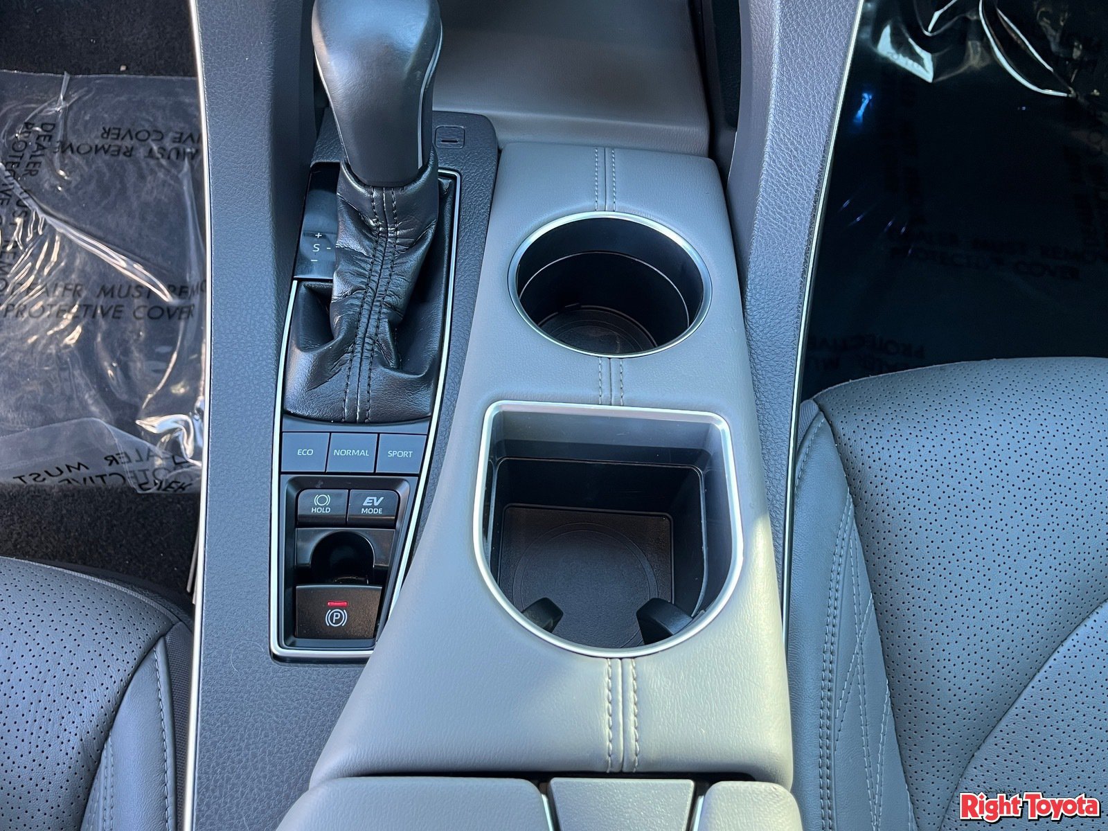 Certified 2020 Toyota Avalon Limited w/ Advanced Safety Package FWD image 30