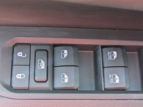 New 2026 Jeep Compass Latitude AWD/4WD image 12