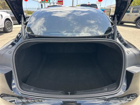 Used 2025 Tesla Model 3 Long Range RWD image 32