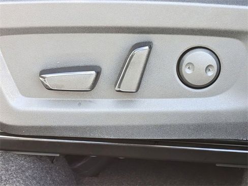 New 2025 Nissan Murano SL image 15