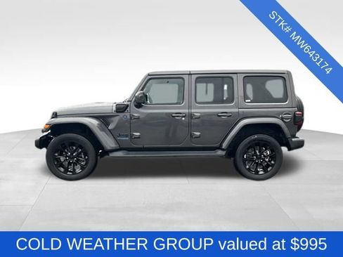 Used 2021 Jeep Wrangler Unlimited Sahara image 4