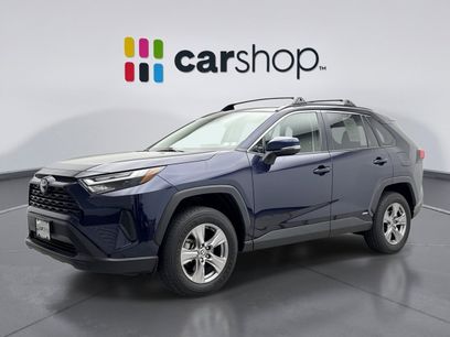 Used 2022 Toyota RAV4 XLE w/ XLE Grade Weather Package