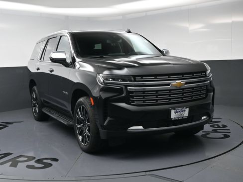 Used 2024 Chevrolet Tahoe Premier w/ Max Trailering Package AWD/4WD image 3