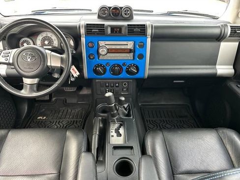 Used 2007 Toyota FJ Cruiser 4WD image 17