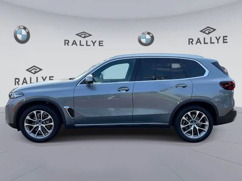 Used 2024 BMW X5 xDrive40i w/ Parking Assistance Package AWD/4WD image 5