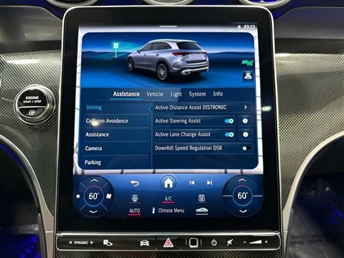 Used 2023 Mercedes-Benz GLC 300 4MATIC image 23