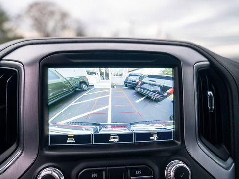 Used 2023 GMC Sierra 2500 SLE w/ SLE Convenience Package image 21