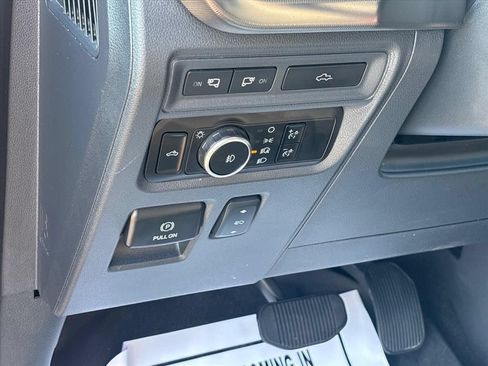 Used 2024 Ford F150 Lariat w/ Equipment Group 502A High AWD/4WD image 29