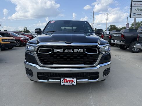 Used 2025 RAM 1500 Big Horn AWD/4WD image 31