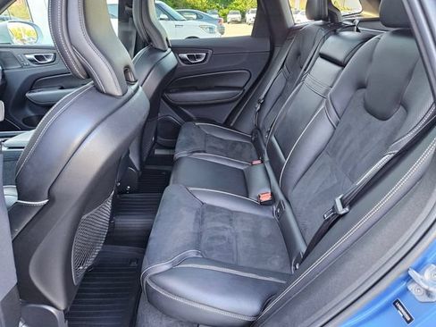 Used 2019 Volvo XC60 T5 R-Design w/ Protection Package AWD/4WD image 13