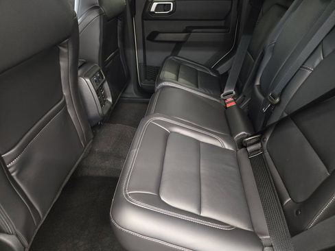 New 2026 Ford Bronco Outer Banks AWD/4WD image 25
