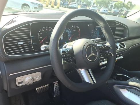 New 2026 Mercedes-Benz GLS 450 4MATIC image 16