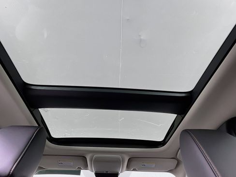 Used 2025 MAZDA CX-70 Plug-In Hybrid w/ Premium Pkg image 27