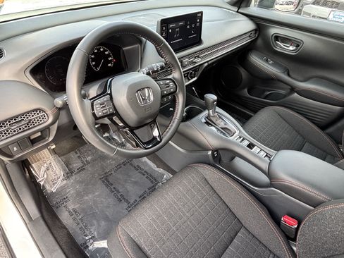 Certified 2027 Honda HR-V Sport image 17