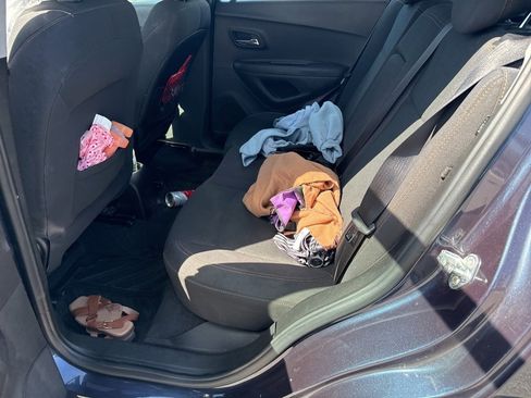 Used 2019 Chevrolet Trax LS image 16