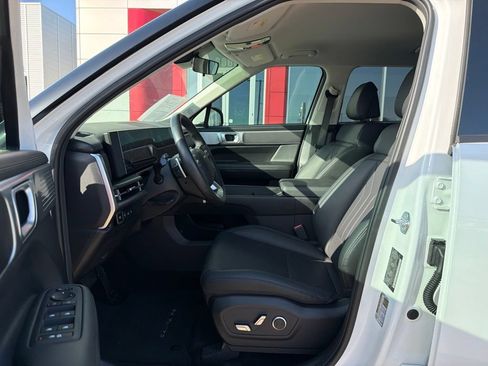 Used 2026 Hyundai Santa Fe SEL AWD/4WD image 12