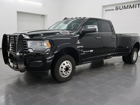 Used 2021 RAM 3500 Limited image 7