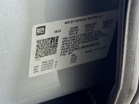 Used 2024 GMC Yukon Denali w/ Advanced Technology Package RWD image 36