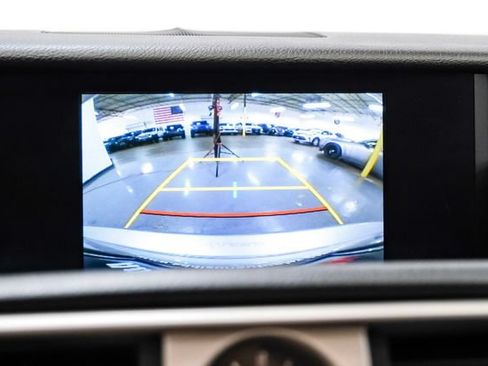 Used 2016 Lexus IS 200t RWD image 20