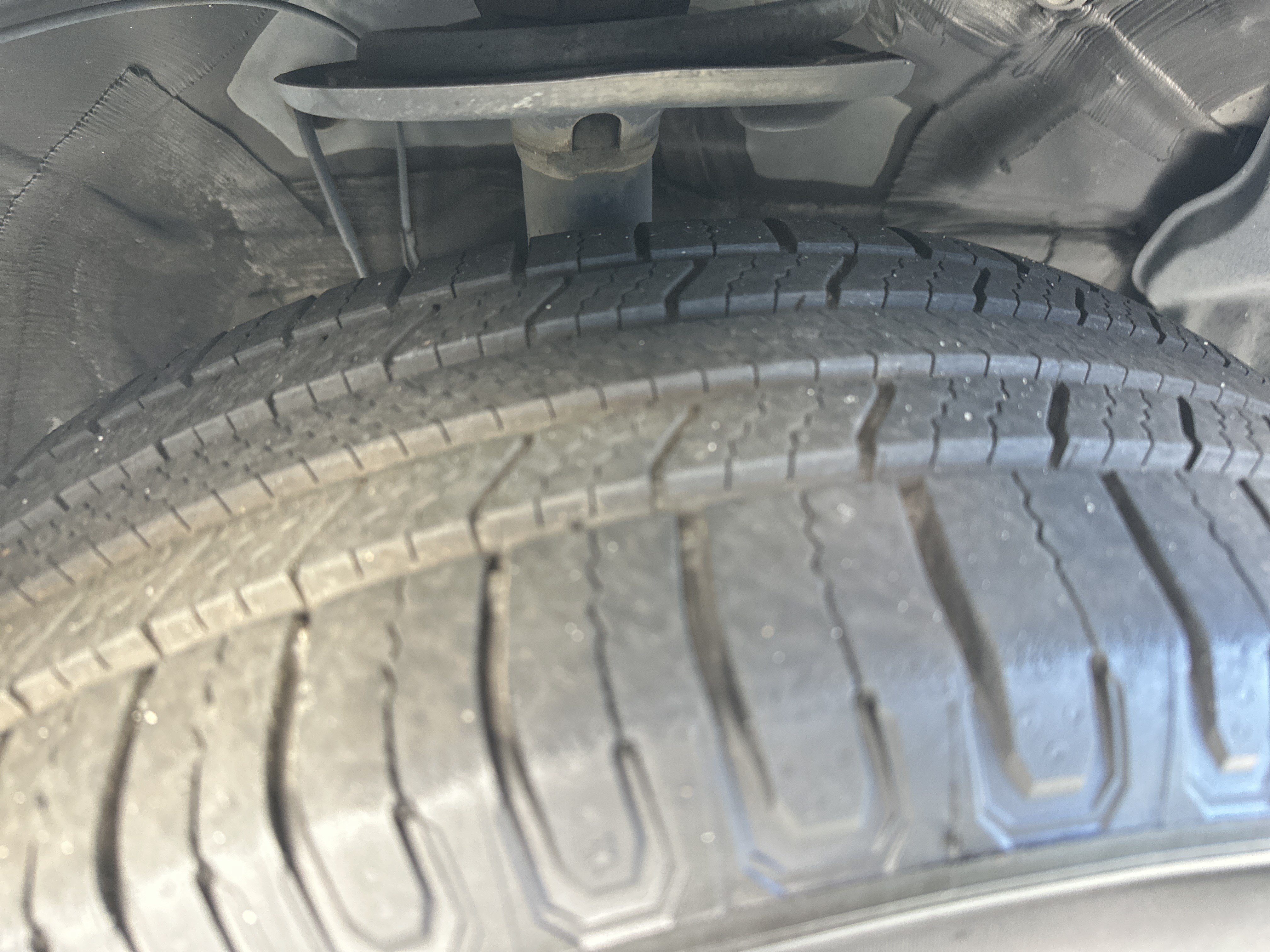 Used 2017 Toyota RAV4 LE FWD image 12