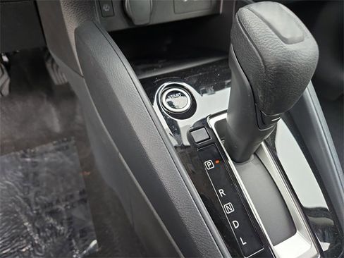 New 2025 Nissan Versa SV w/ Trunk Package image 20