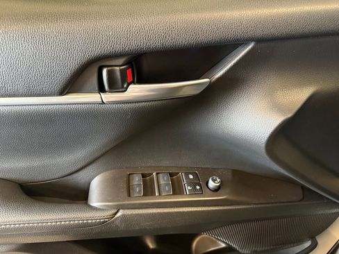 Used 2023 Toyota Camry XSE image 20