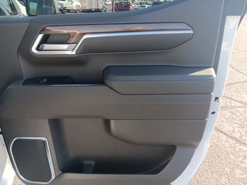 New 2026 Chevrolet Silverado 1500 LT image 23