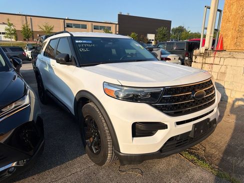 Used 2021 Ford Explorer XLT AWD/4WD image 1