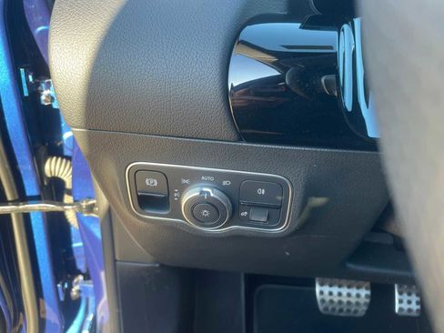 Certified 2025 Mercedes-Benz GLA 250 image 18