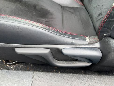 Used 2014 Subaru BRZ Limited w/ Popular Package #2B RWD image 11