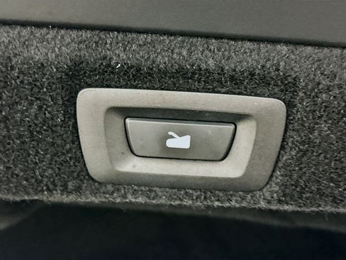 Used 2024 Lucid Air Touring image 32