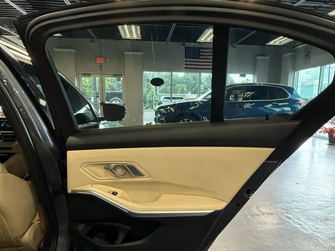 Used 2020 BMW 330i Sedan w/ Driving Assistance Package image 19
