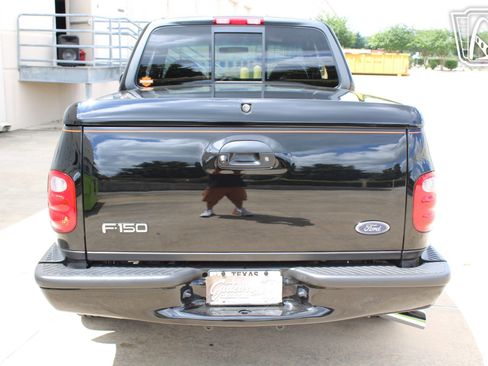 Used 2000 Ford F150 Harley-Davidson RWD image 9