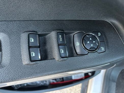 Used 2020 Ford EcoSport Titanium image 16