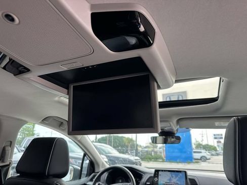 Used 2025 Honda Odyssey Touring image 11