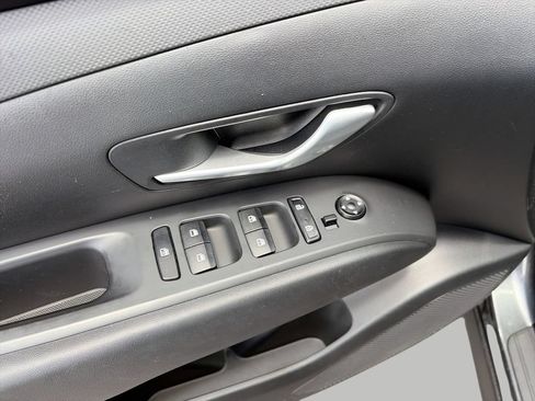 Used 2024 Hyundai Tucson SEL FWD image 16