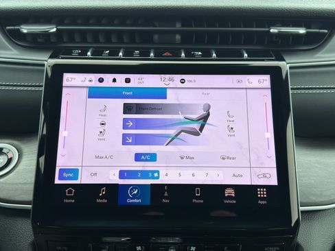 Used 2025 Jeep Grand Cherokee L Limited w/ Luxury Tech Group II AWD/4WD image 26