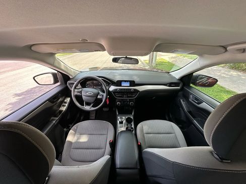 Used 2021 Ford Escape S image 30