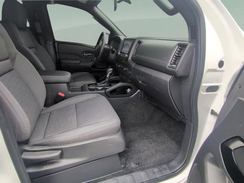 Used 2023 Nissan Frontier SV w/ Midnight Edition Package AWD/4WD image 22