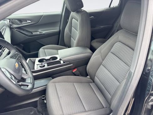 Used 2026 Chevrolet Equinox LT FWD image 11